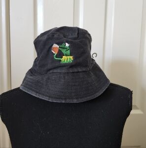 Kermit Sips Tea Drinks Piping Tea Reversible Bucket Hat Meme